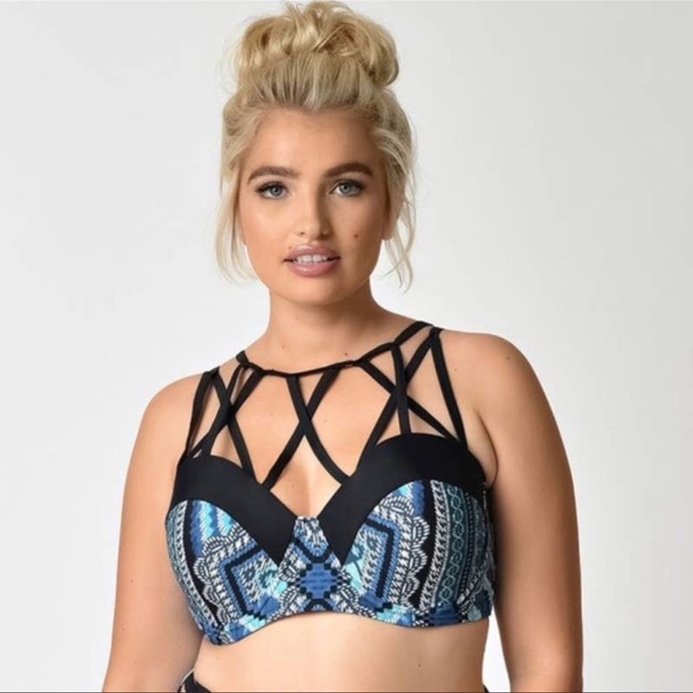 Paramour Strappy Printed Bralettte Bikini Top size 1X NWOT